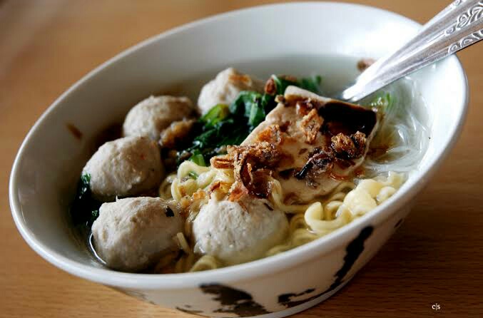 Bahaya makan bakso